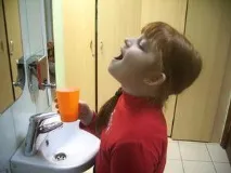 Що робити після видалення зуба для полегшення самопочуття, як зупинити кровотечу. видалення