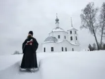 житейски