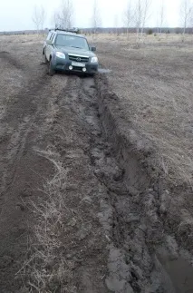 Чим крутіше джип… поле