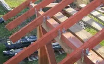 Дерев’яна обрешітка під профнастил обрешітки даху обрешітка