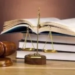 Договір дарування (дарівна) з правом довічного проживання дарувальника правом