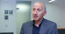 Дитя та батько Перемоги до 72-річчя першого президента Абхазії батько