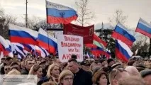 Націоналісти розбили вікна у будівлі - Ощадбанку вікна