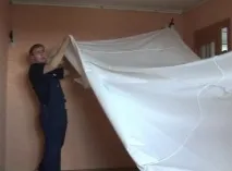 Натяжна стеля монтаж полотна та фурнітури під світильники монтаж