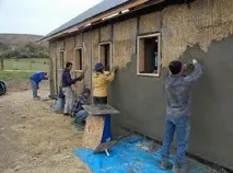 Зовнішнє оздоблення дерев’яного будинку вибір матеріалу та технології нанесення яного