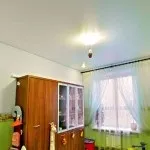 Які стелі краще в дитячій кімнаті - натяжні, підвісні та інші види дитячій