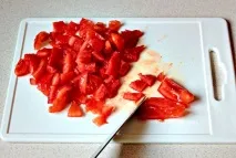 Як приготувати пасту з беконом і томатним соусом. приготувати
