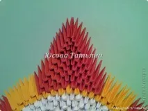 Як покроково зробити в техніці орігамі з модулів медаль, орден покроково