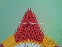 Як покроково зробити в техніці орігамі з модулів медаль, орден техніці