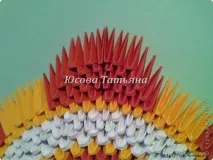 Як покроково зробити в техніці орігамі з модулів медаль, орден техніці