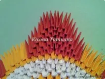 Як покроково зробити в техніці орігамі з модулів медаль, орден покроково