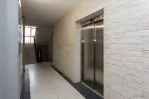 Як зробити стильний ремонт у під’їзді на заздрість сміттям ремонт