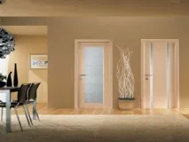 дверей
