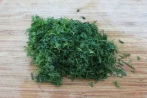 Капуста тушкована з кабачками та ковбасою. тушкована