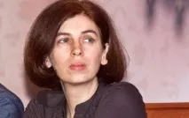 Коротка біографія Маріан Петросян несподіваний письменницький успіх біографія
