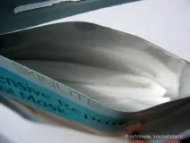 Корейські «штучки» від Skinlite Інтенсивно-відновлююча маска-шкарпетки для ніг «Абрикос» інтенсивно-відновлююча
