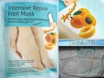 Корейські «штучки» від Skinlite Інтенсивно-відновлююча маска-шкарпетки для ніг «Абрикос» skinlite