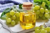 Олія виноградної кісточки, як натуральний гормон молодості та краси виноградної