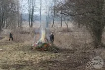 Чи можна спалювати сміття на своїй ділянці можна