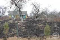 Чи можна спалювати сміття на своїй ділянці можна
