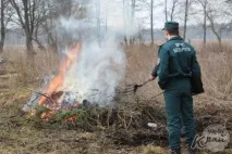 Чи можна спалювати сміття на своїй ділянці спалювати