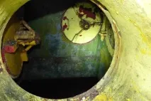 Вони гуляли лісом і побачили ці труби вони
