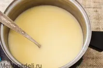 Персикова панна-котта вершки