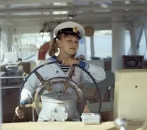 защо