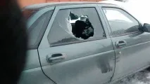 Підпали, розбиті шибки в Іжевську хулігани псують припарковані у дворах авто - Новини Іжевська розбиті