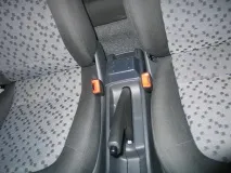 Skoda Fabia подлакътник