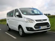 Огляд Ford Torneo Custom - комерсант також може бути комфортабельним. огляд