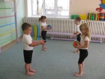 Стаття про один з ефективних способів розвитку рухливості у дітей з косоокістю та амбліопією ефективних