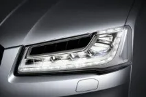 подходящо светлини