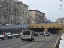 Алабяно-Балтийския тунели внимателно