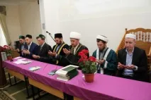 Випускникам Буїнського медресе вручили дипломи (Фото) буїнського