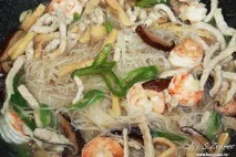 Смажена рисова локшина японською (рецепт з фото) смажена