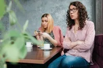 Цервіцит та ендоцервіцит шийки матки, що це таке цервіцит