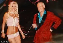 Одкровення подружок Х’ю Хефнера про звичаї в особняку Playboy особняку