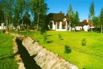 Дренажна труба для відведення ґрунтових вод перфорований пристрій пристрій