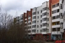 жилищни бавно плъзга