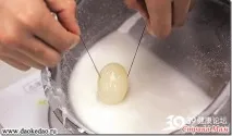 Як китайці підробляють яйця китайці
