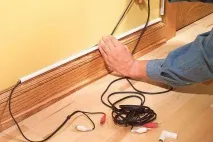 Як красиво сховати дроти від техніки сховати
