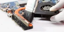 почистите компютър