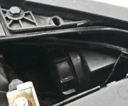 Як самостійно поміняти лампочку ближнього світла на КІА Сід (KIA Ceed) світла