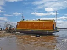 Плавуча заправна станція станція