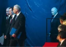 прокоментував