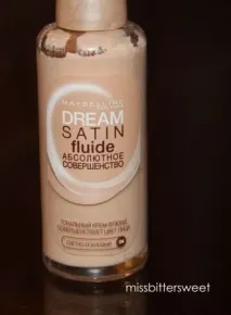 Maybelline Dream Satin Fluide тональний крем-флюїд satin