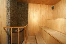 схід