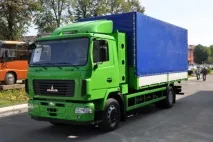 Чи схожий білоукраїнський МАЗ на Mercedes білоукраїнський