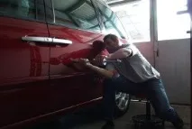Ремонт кузова автомобіля без фарбування - чи підійде варіант відео - АвтоНоватор автомобіля